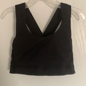 black lululemon sports bra